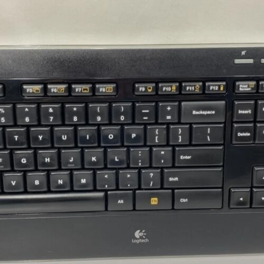 Logitech K520 USB Nano Wireless Comfort Keyboard Black NO RECEIVER